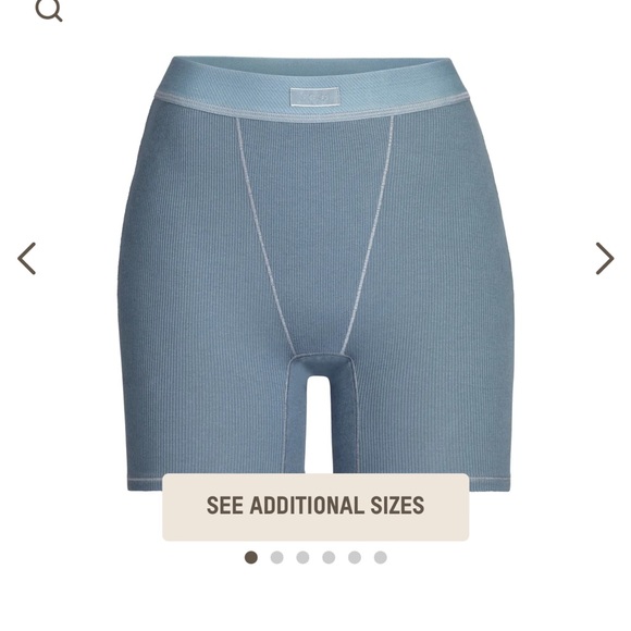SKIMS COTTON RIB BOXER | KYANITE
194378029777
Size: XS
Color: KYANITE - Picture 2 of 3